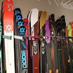 How to Hire Ski Equipment